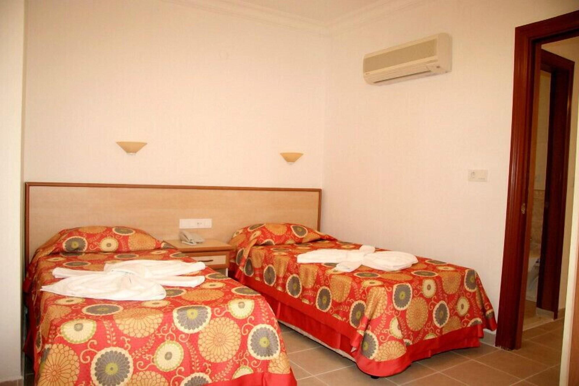 Orient Suite Hotel Аланя Екстериор снимка